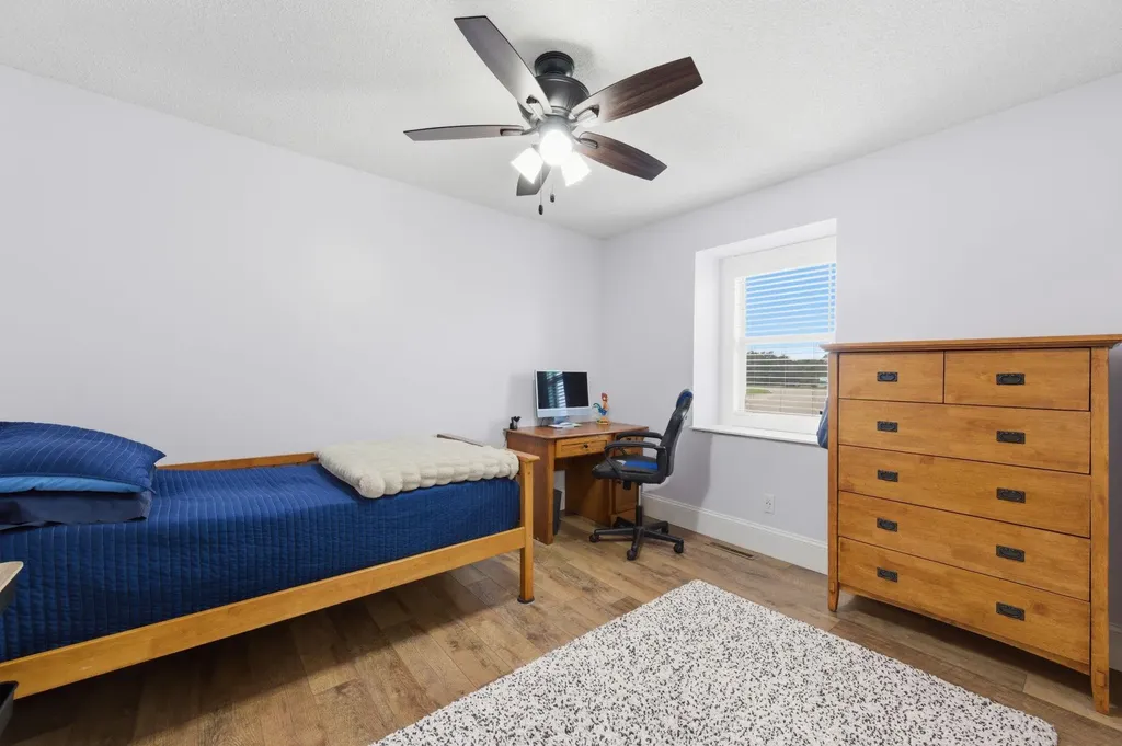 920 N Mountain Andover KS 67002