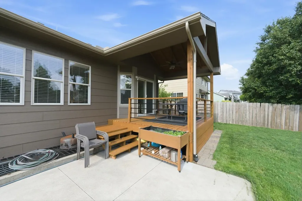 920 N Mountain Andover KS 67002