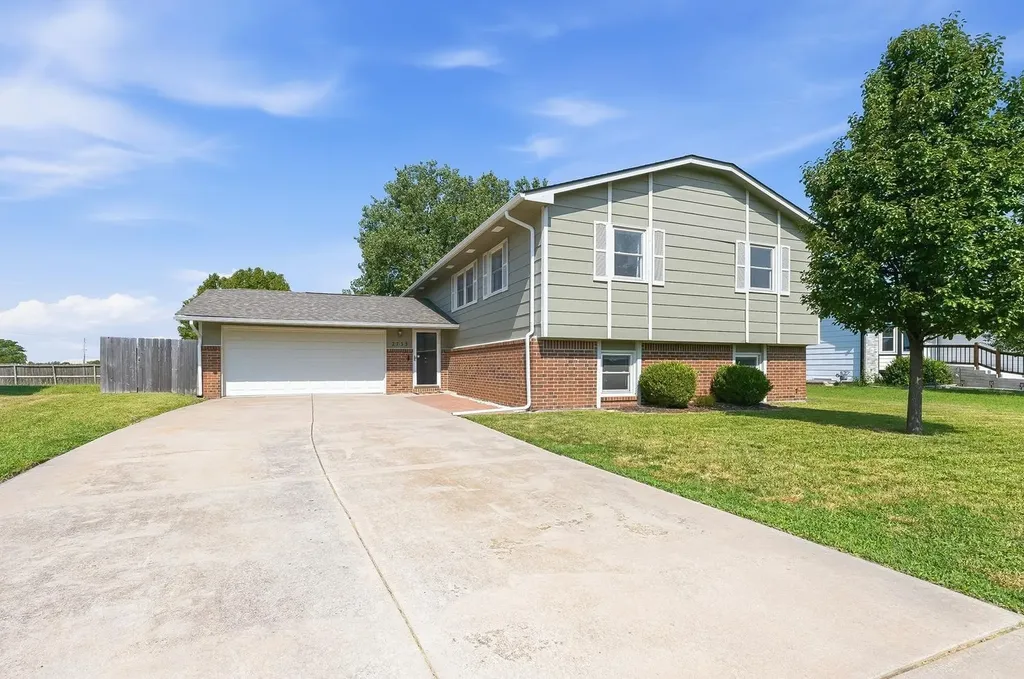 2753 S Lori Wichita KS 67210