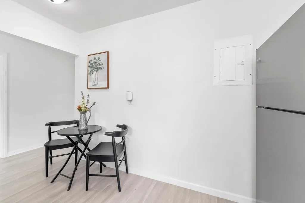 2811 W Maxwell Wichita KS 67217