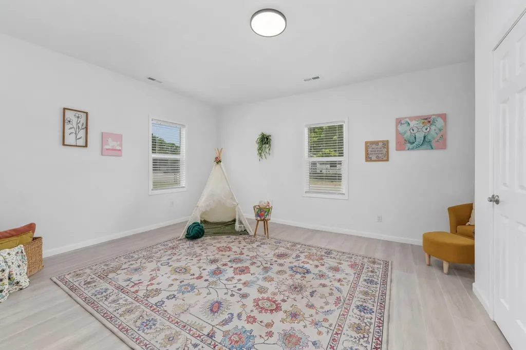 2811 W Maxwell Wichita KS 67217