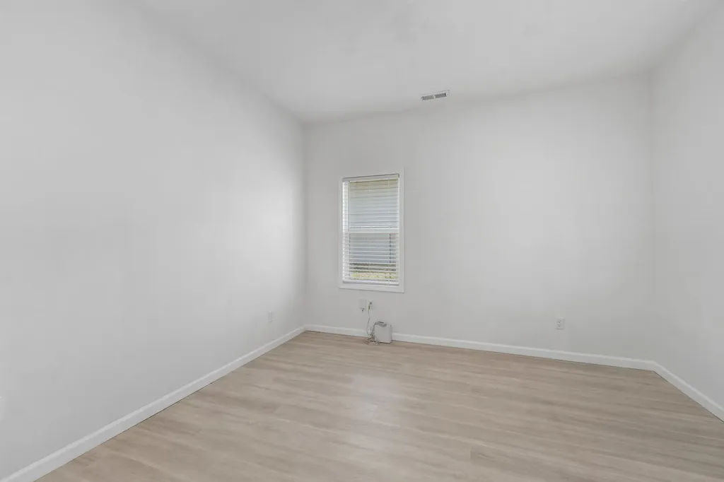 2811 W Maxwell Wichita KS 67217