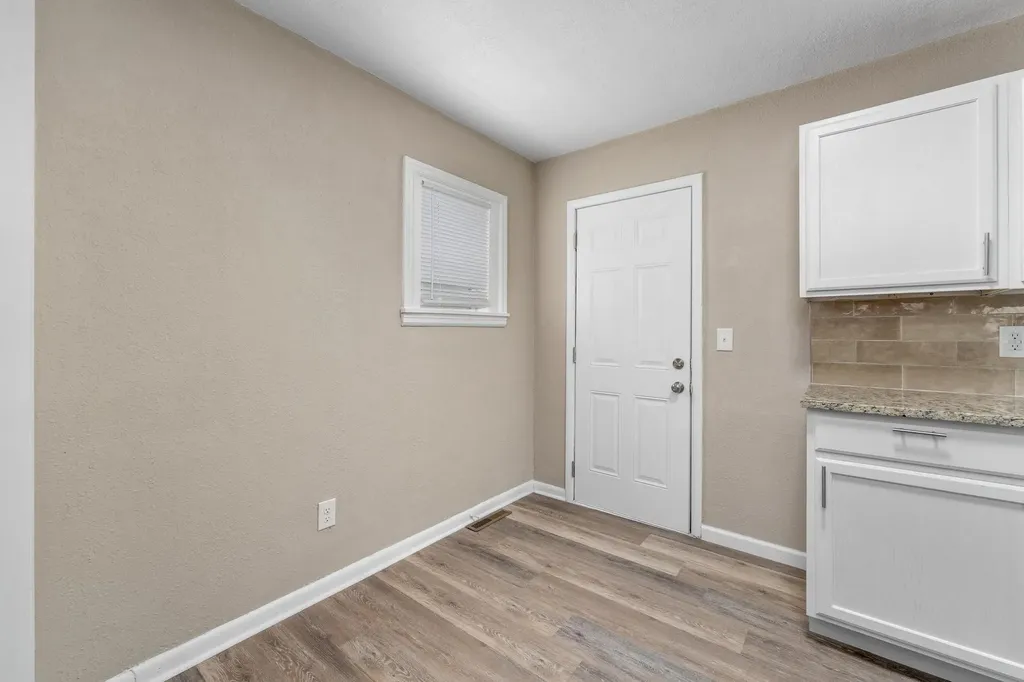 2430 S Washington Wichita KS 67216