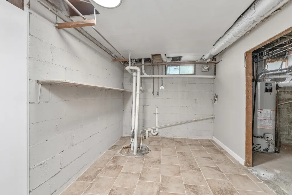 2430 S Washington Wichita KS 67216