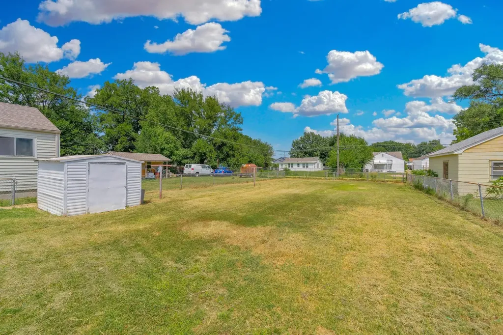 2430 S Washington Wichita KS 67216