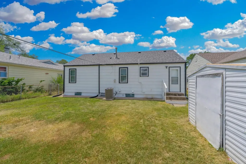 2430 S Washington Wichita KS 67216