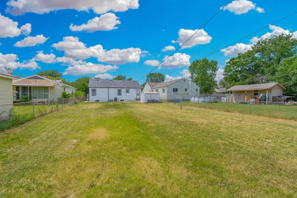 2430 S Washington Wichita KS 67216