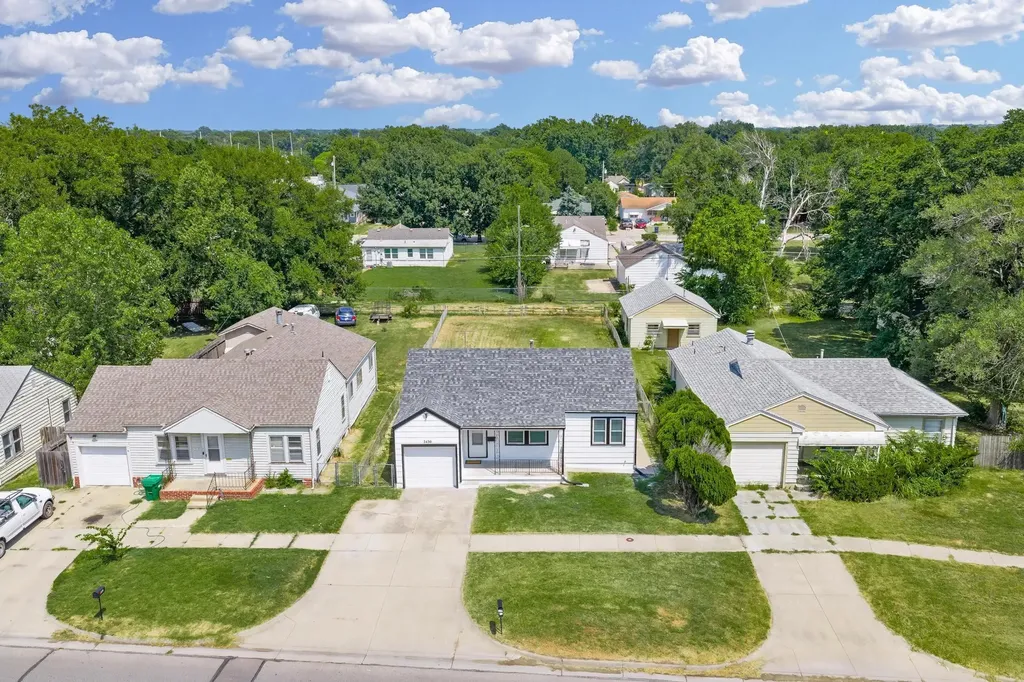2430 S Washington Wichita KS 67216