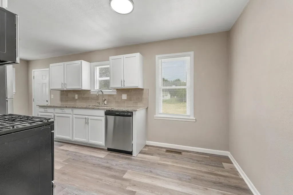 2430 S Washington Wichita KS 67216