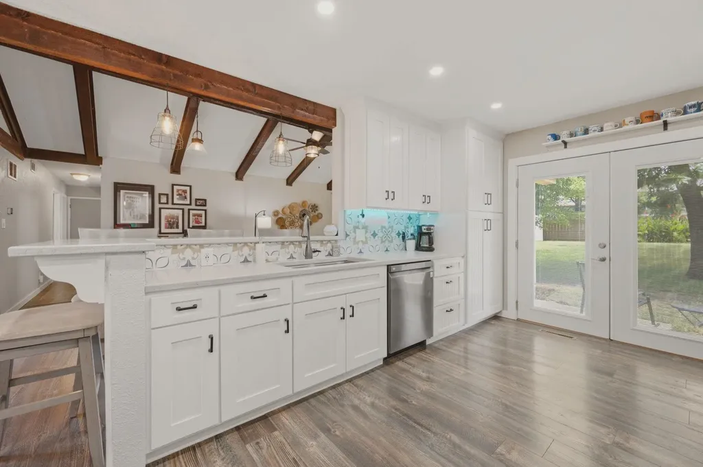 608 E Meadow Road El Dorado KS 67042