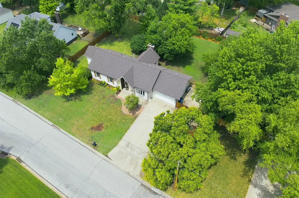608 E Meadow Road El Dorado KS 67042