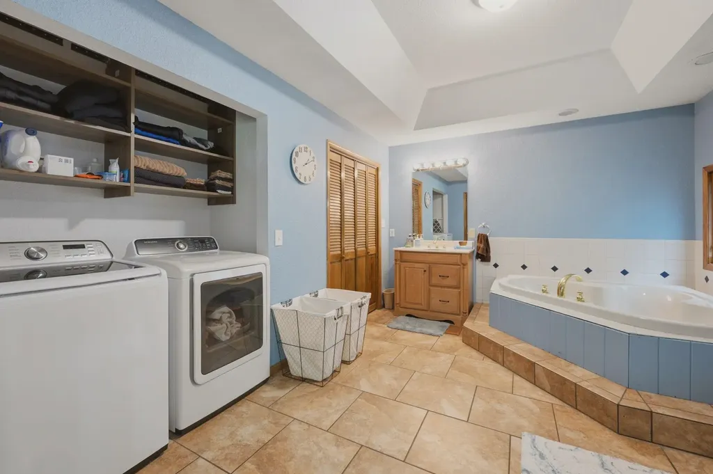 608 E Meadow Road El Dorado KS 67042