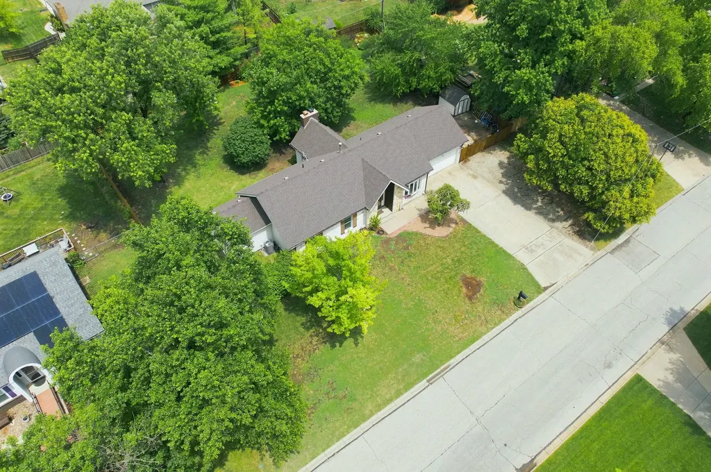 608 E Meadow Road El Dorado KS 67042