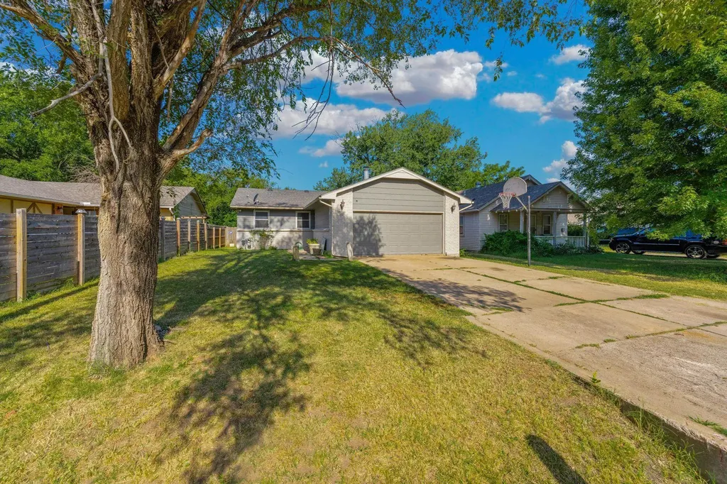 1305 N Sheridan Street Wichita KS 67203