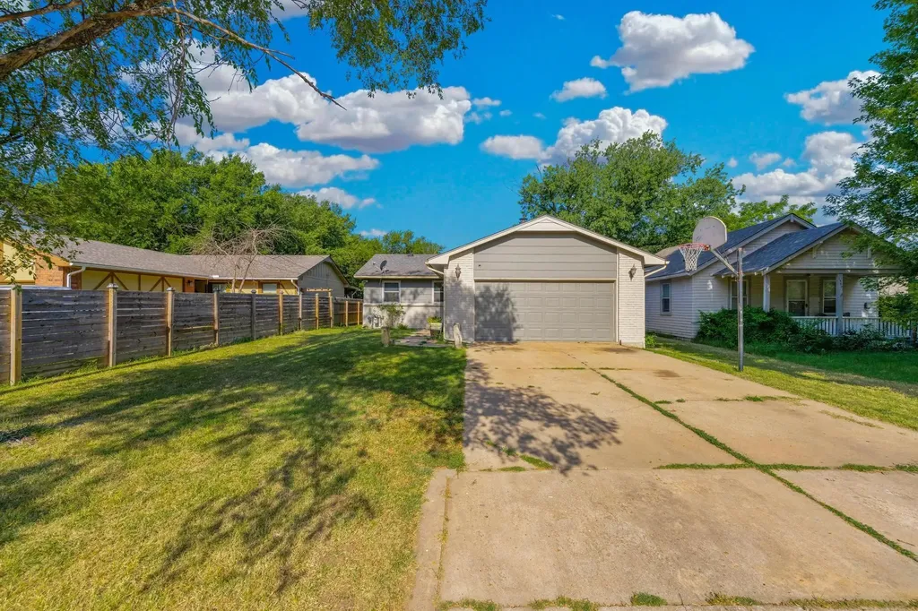 1305 N Sheridan Street Wichita KS 67203