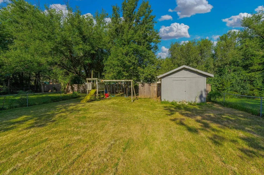 1305 N Sheridan Street Wichita KS 67203