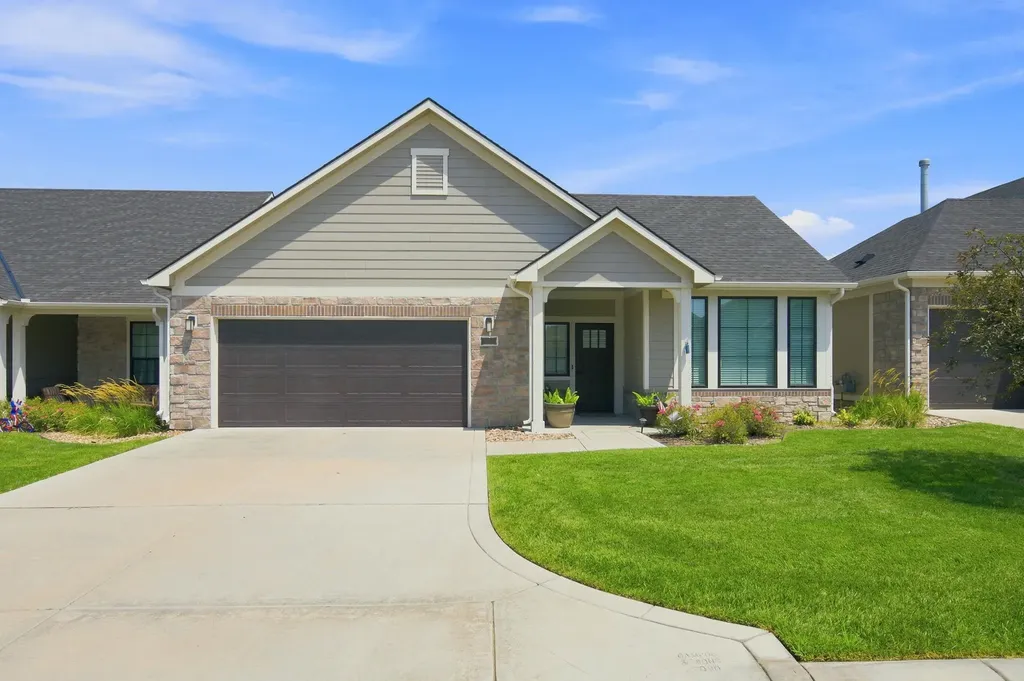 1226 S Forestview Street Wichita KS 67235