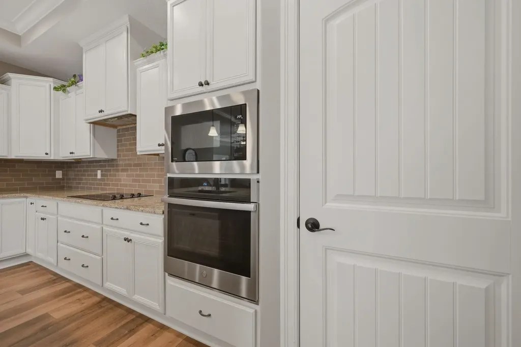1226 S Forestview Street Wichita KS 67235