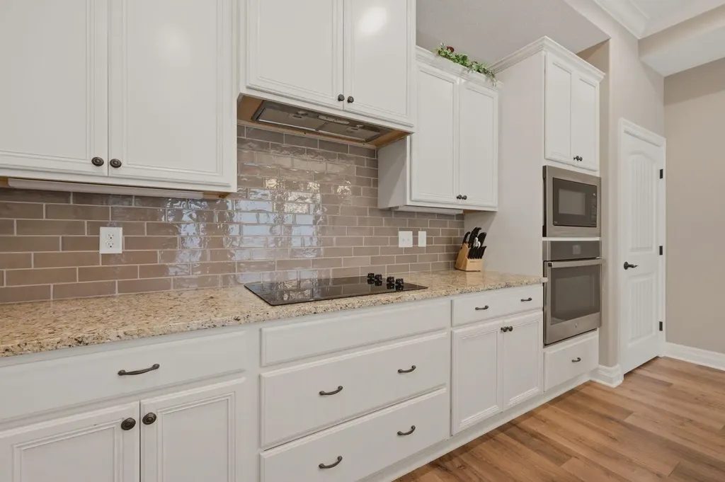 1226 S Forestview Street Wichita KS 67235