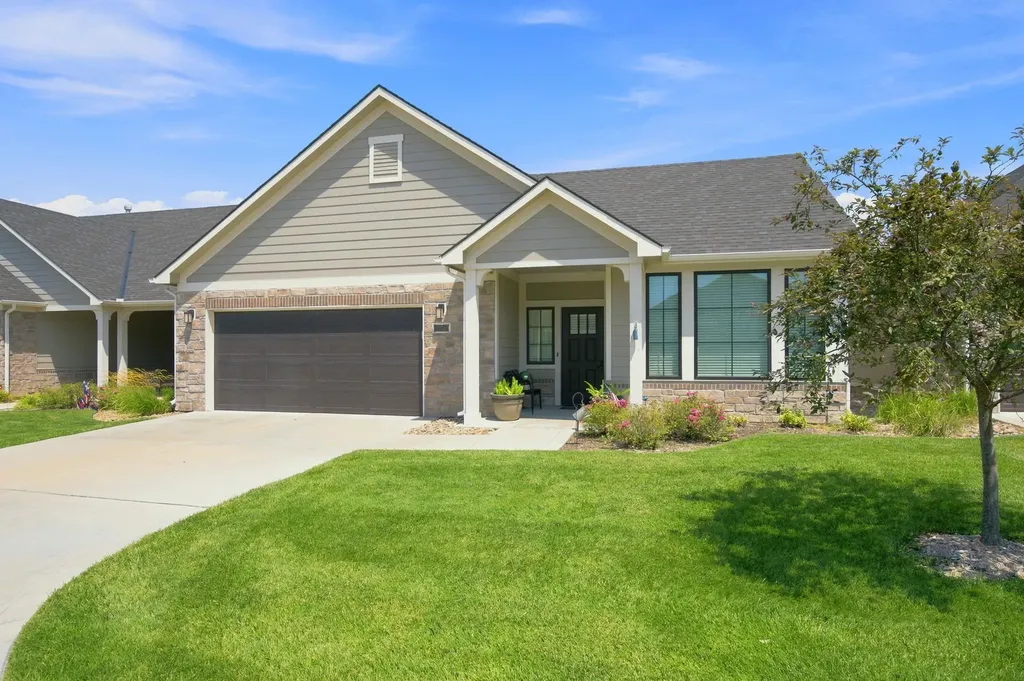 1226 S Forestview Street Wichita KS 67235