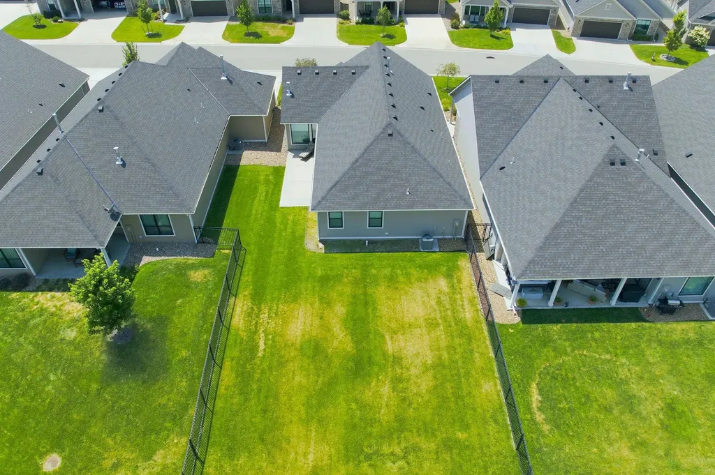1226 S Forestview Street Wichita KS 67235