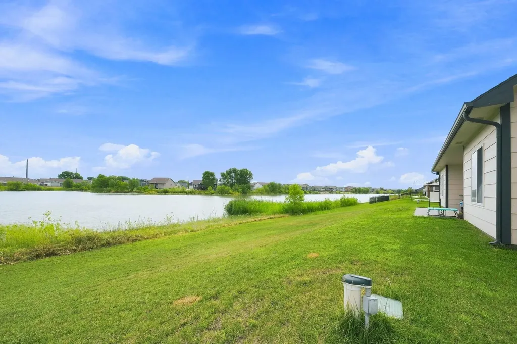 506 S Sweetwater Road Maize KS 67101