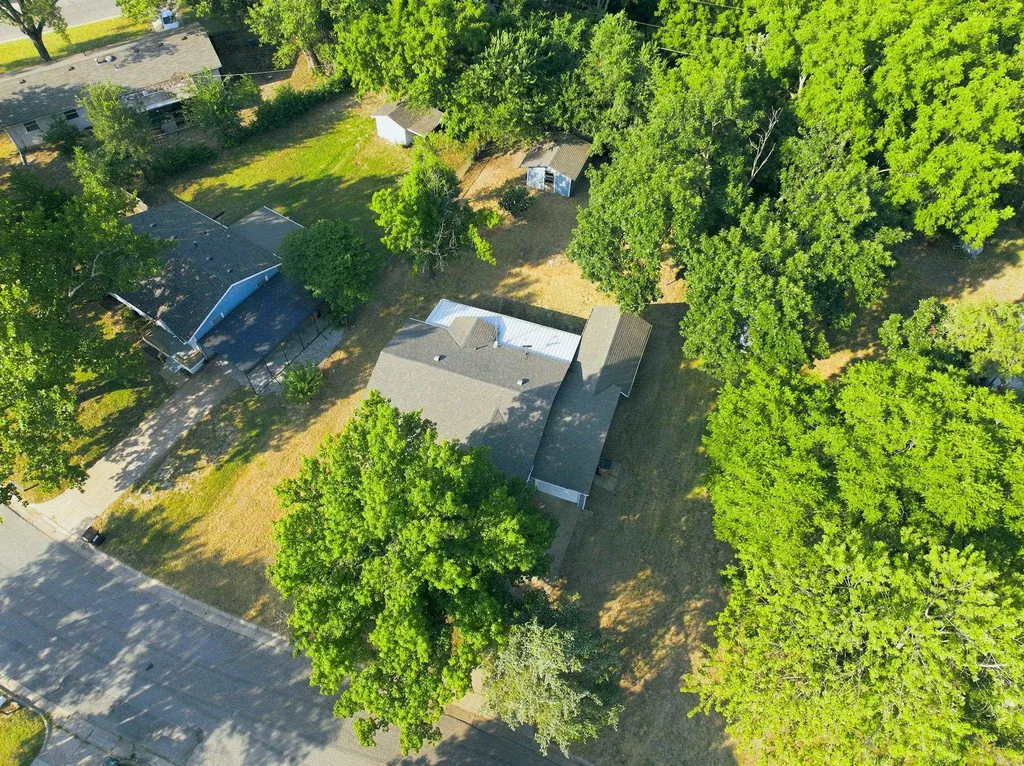 6639 N Kerman Drive Park City KS 67219