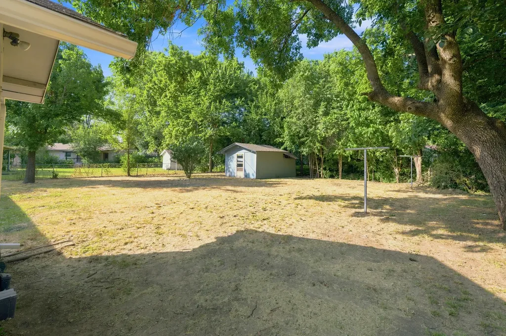 6639 N Kerman Drive Park City KS 67219