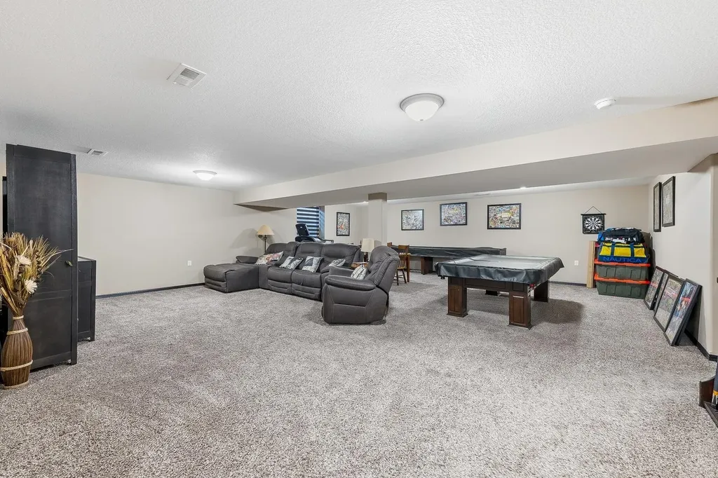 2319 S Vintage Drive Andover KS 67002