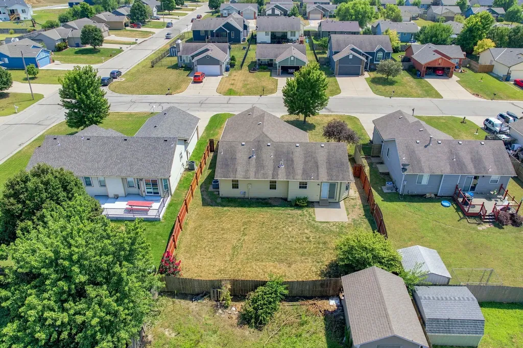 2646 E Cambridge Street Wichita KS 67219