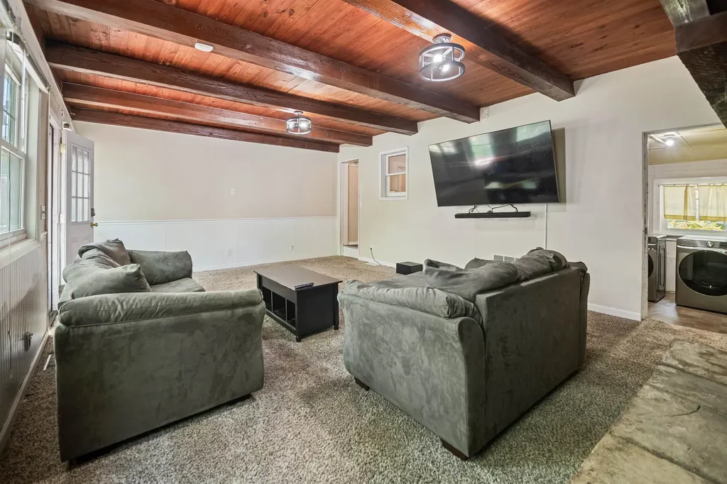 712 S Terrace Drive Wichita KS 67218