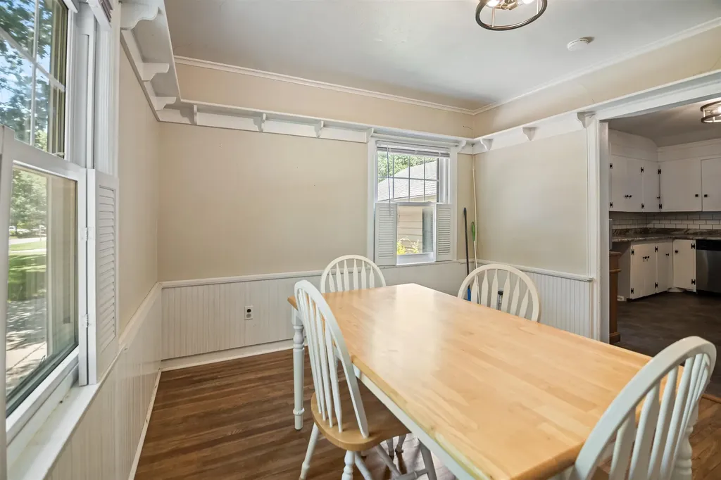 712 S Terrace Drive Wichita KS 67218