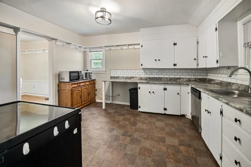 712 S Terrace Drive Wichita KS 67218
