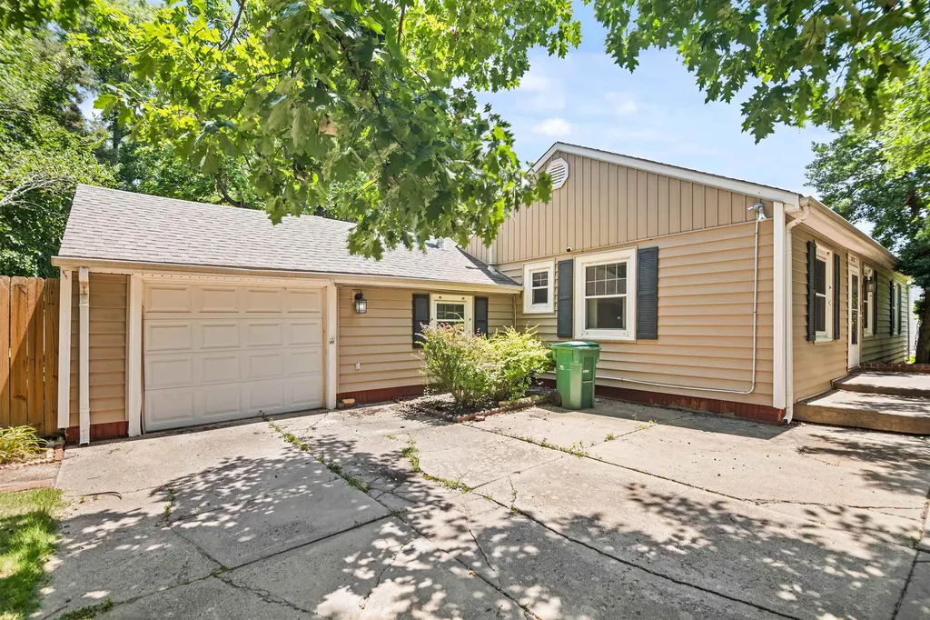 712 S Terrace Drive Wichita KS 67218