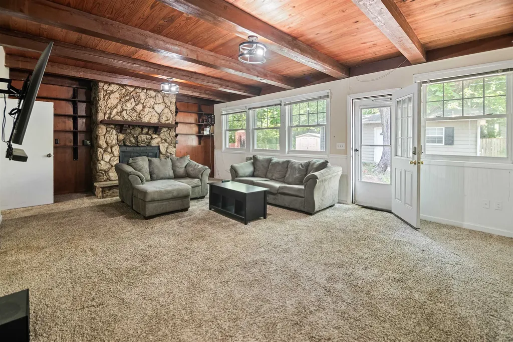 712 S Terrace Drive Wichita KS 67218