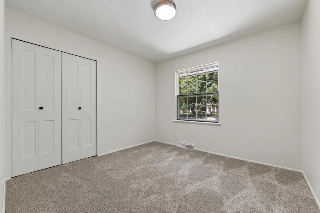 8241 E Tamarac Lane Wichita KS 67206