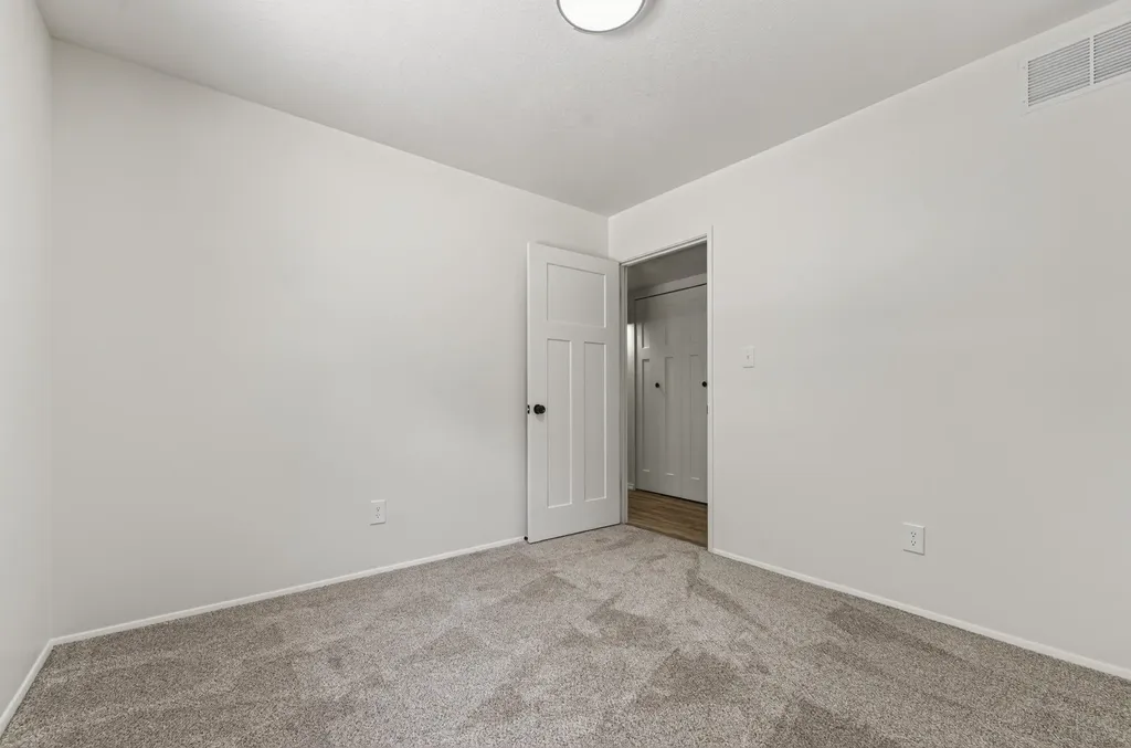 8241 E Tamarac Lane Wichita KS 67206