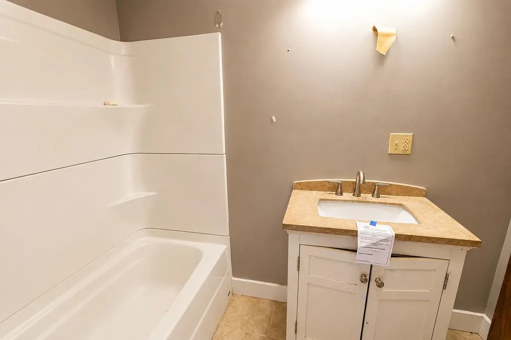 201 Park Winfield KS 67156