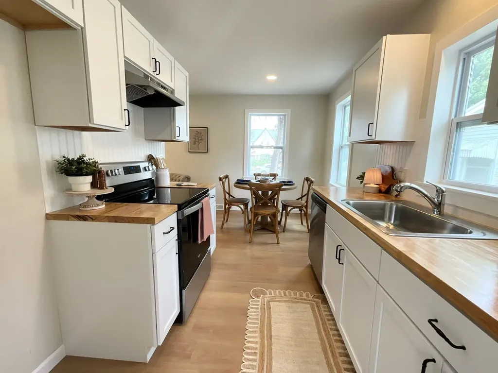 404 N Webb Caldwell KS 67022