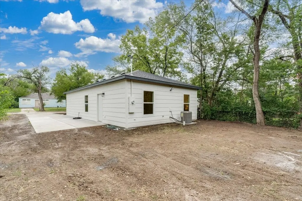 1745 N Chautauqua Avenue Wichita KS 67214