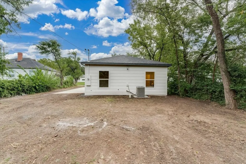 1745 N Chautauqua Avenue Wichita KS 67214