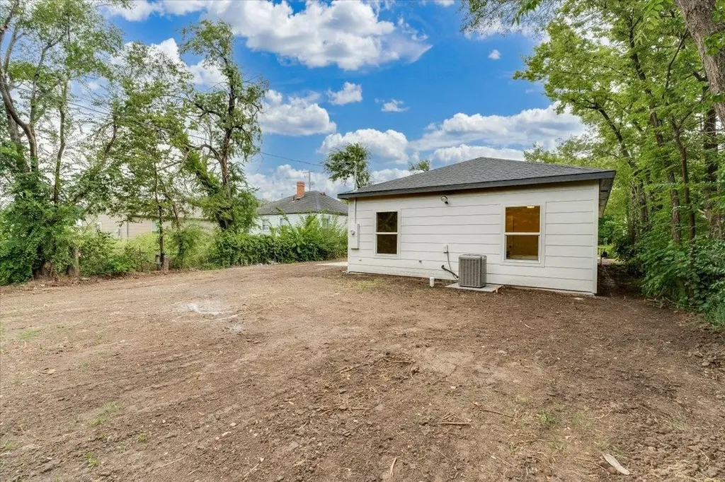 1745 N Chautauqua Avenue Wichita KS 67214