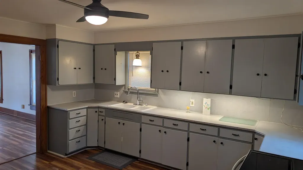 1626 S Topeka Avenue Wichita KS 67211