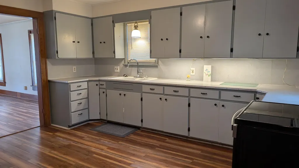1626 S Topeka Avenue Wichita KS 67211