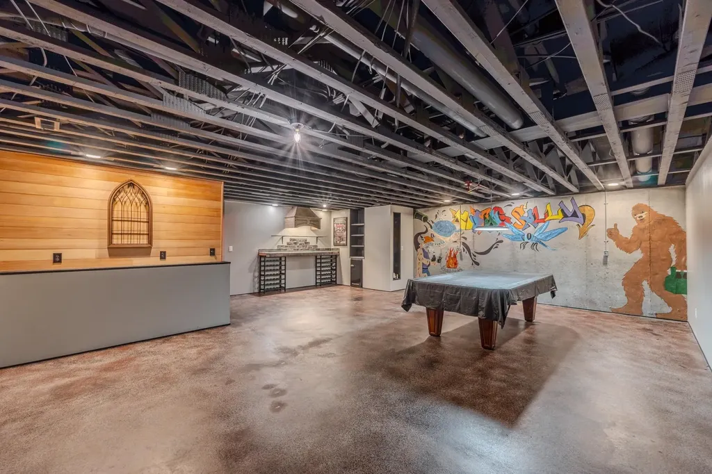 1806 S Bedford Street Wichita KS 67207