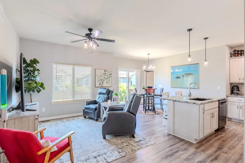 1806 S Bedford Street Wichita KS 67207