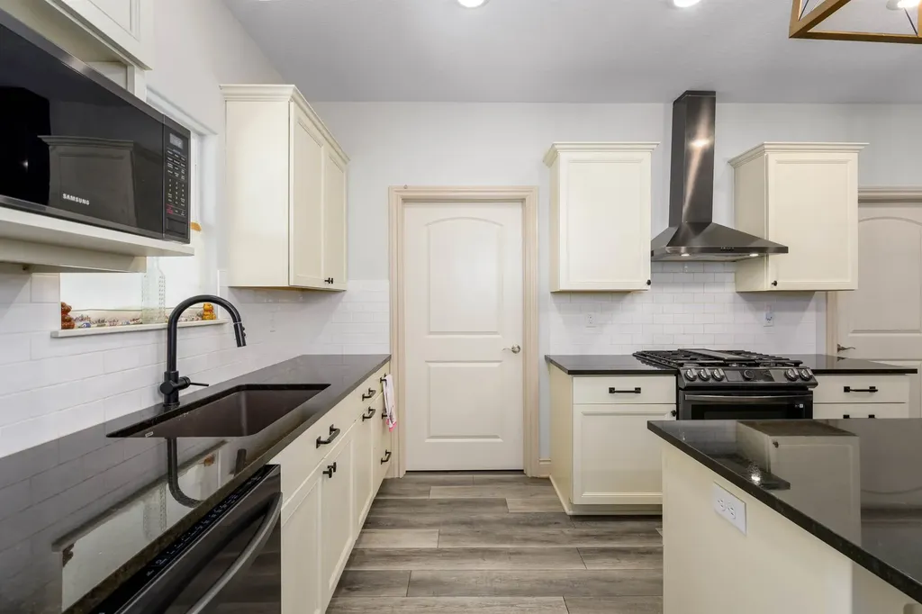 6733 E Central Park Avenue Wichita KS 67226
