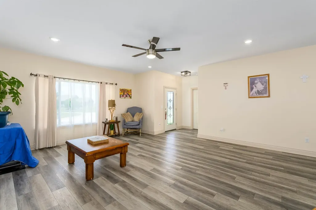 6733 E Central Park Avenue Wichita KS 67226