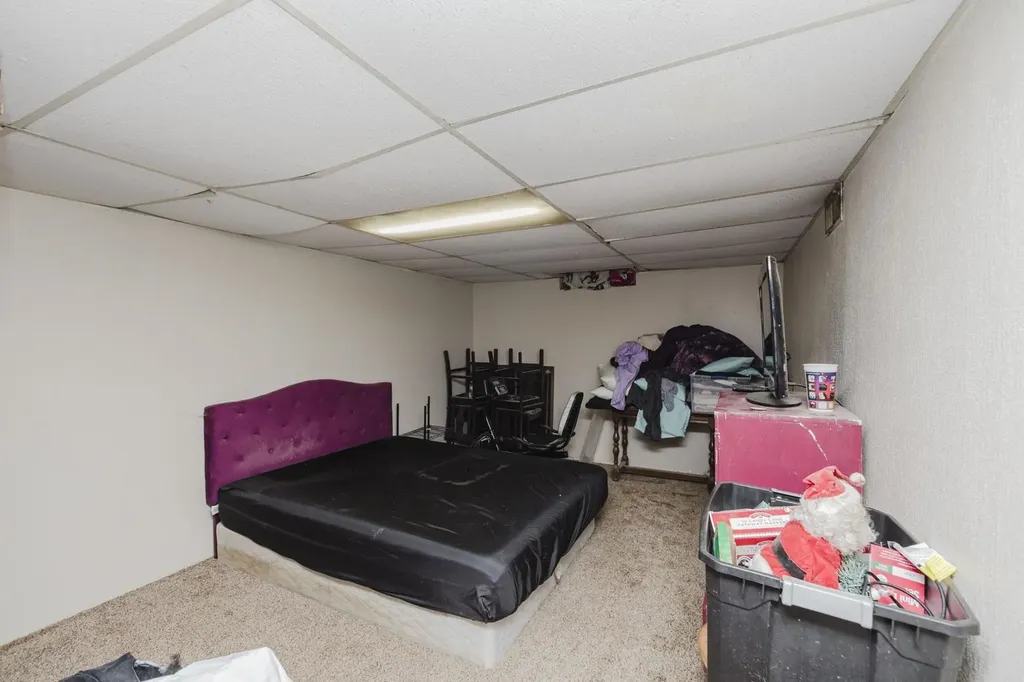 4914 Looman Wichita KS 67220