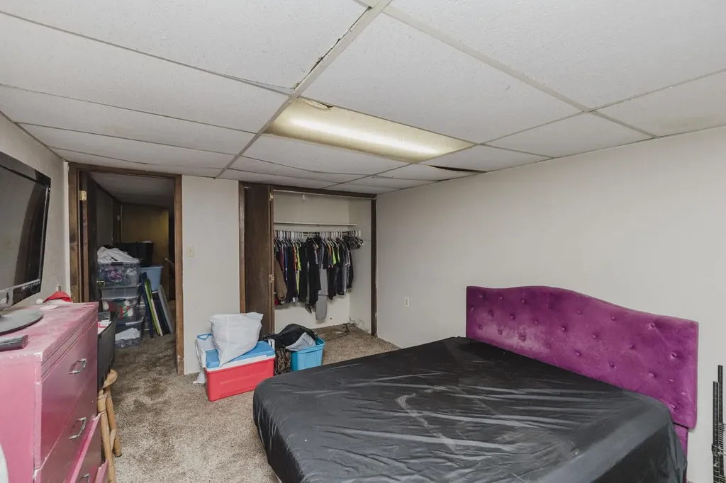 4914 Looman Wichita KS 67220